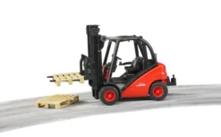 Gaffeltruck Bruder Linde H30D med paller
